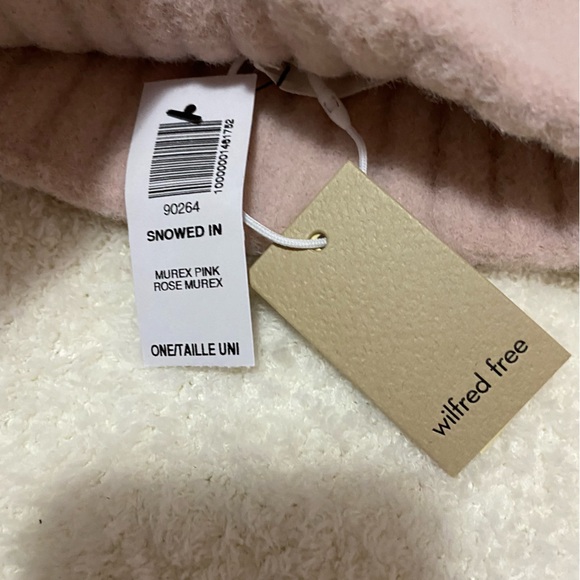 Wilfred Free Snowed in Hat rib-knit chenille beanie - Picture 2 of 6